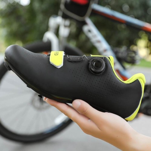 Dynamic Men's And Women's Cycling Shoes For Road Mountain Biking Love Thinking Bicycle Riding Shoes With Lock Features